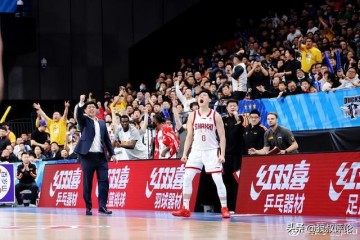 开云移动端-唏嘘！张宁上季场均16分无缘最佳第六人 贾明儒场均10.7分成功入围